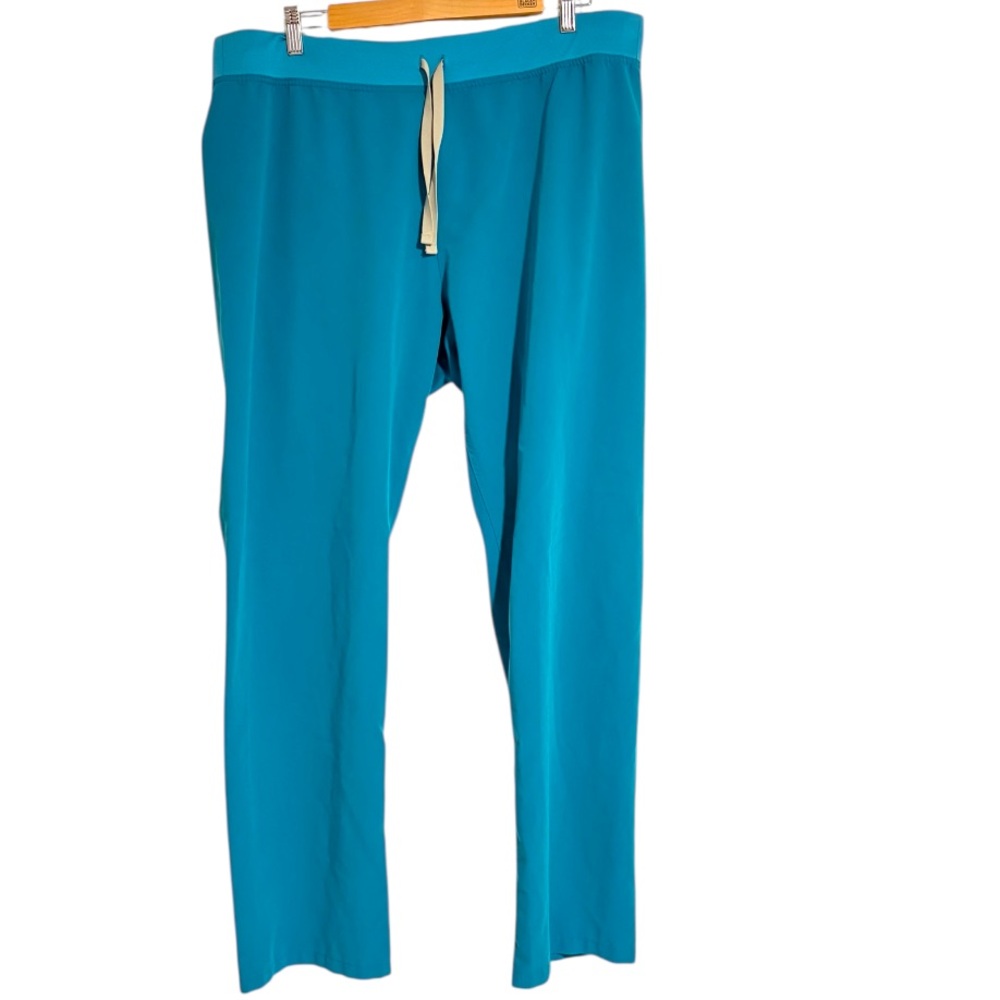 FIGS Livingston Scrub Pant in Teal